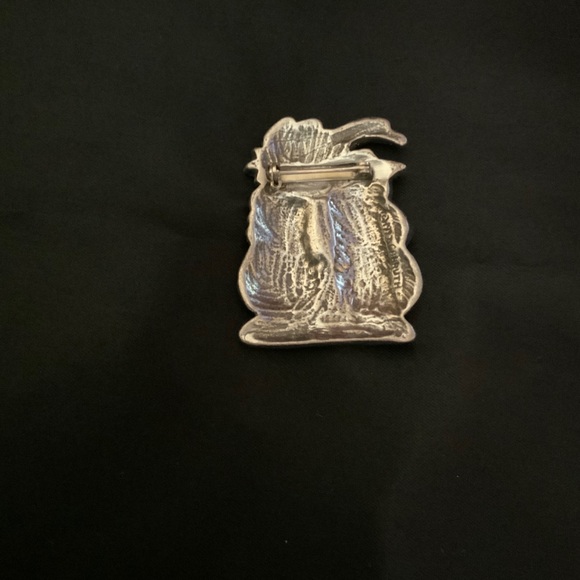 Pewter Snowman & Woman Pin - Picture 2 of 3